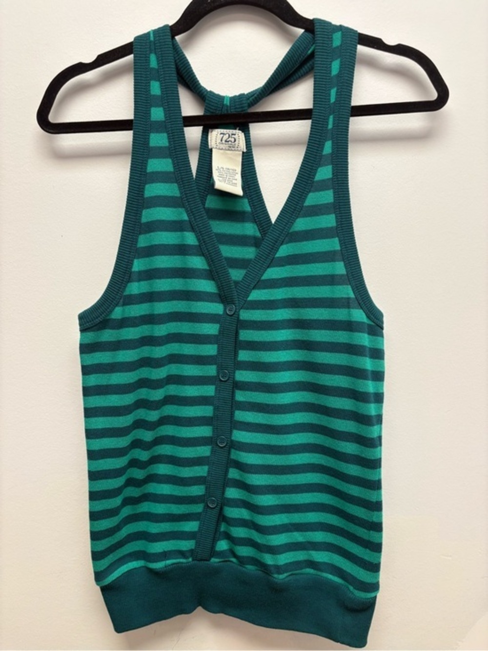 4 for $25 💚 725 Originals Striped Button Front Tank (Size Large 11/13) 💚